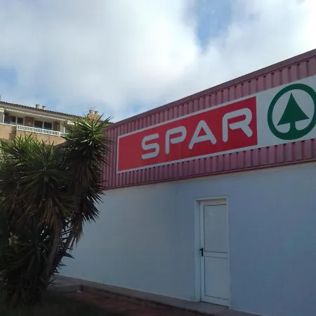 Blau Park Con Piscina Comunitaria & Aire Acondicionado * レスタルティット